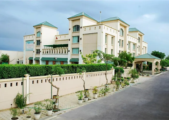 Midtown Grand Hotel Hisar