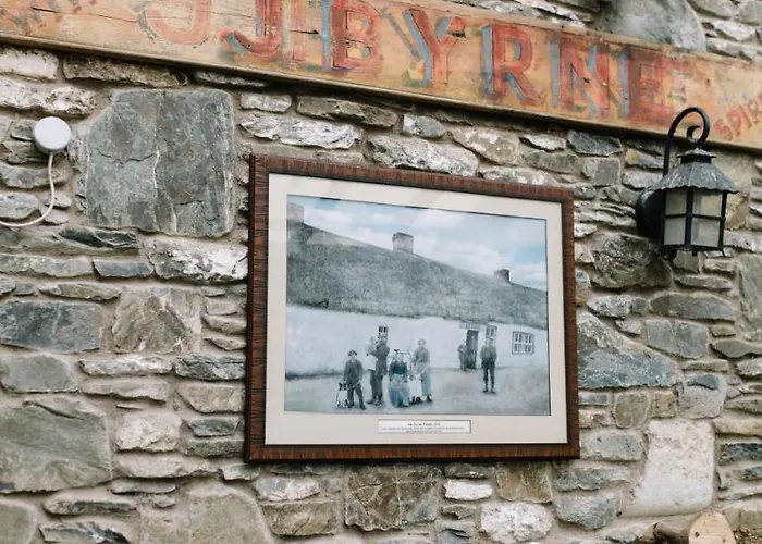 Riverbank, Country Pub And Guesthouse Carrickmacross