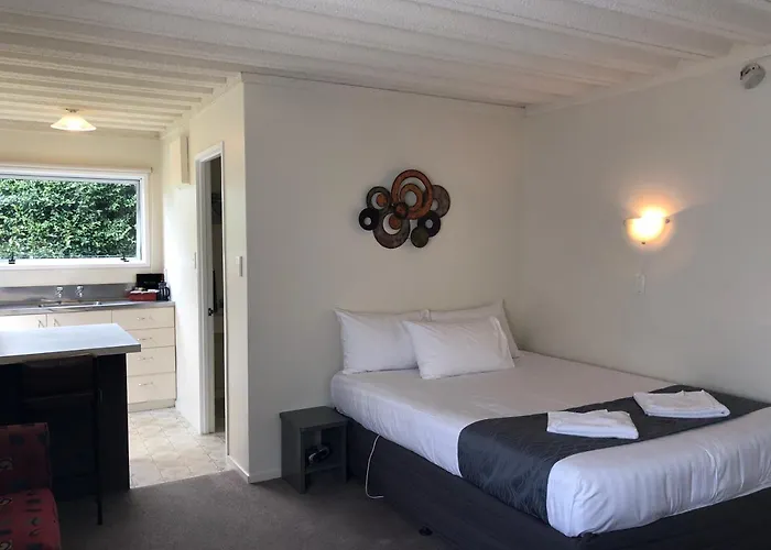 Saddle And Sulky Motor Lodge New Plymouth