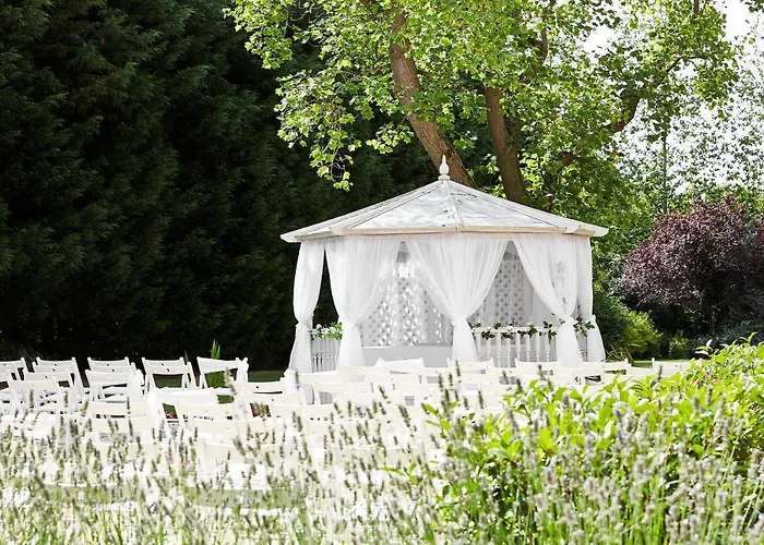 Ettington Chase Hotel