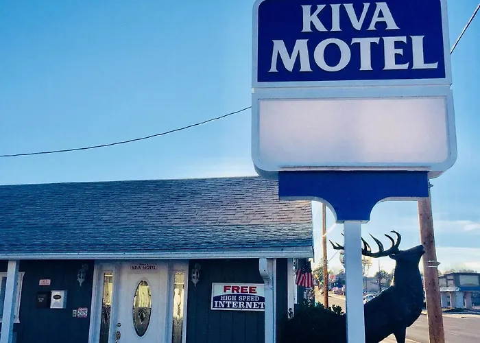 Kiva Motel Show Low