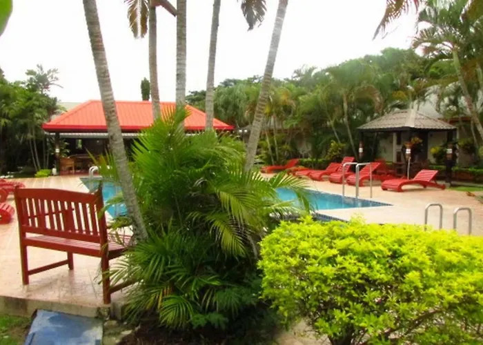 Wailoaloa Beach Resort Nadi