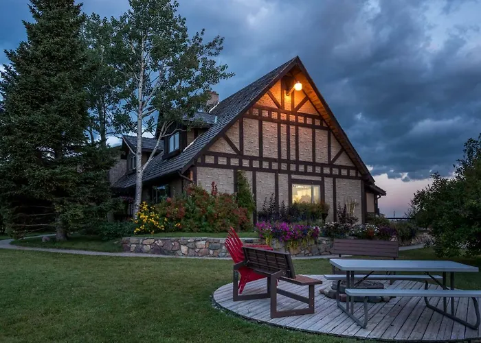 Rocky Ridge Country Lodge Mountain View
