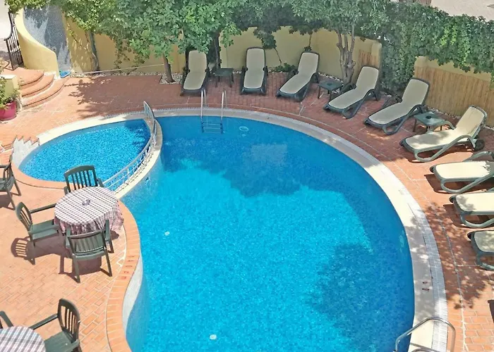 Bade Hotel Kemer