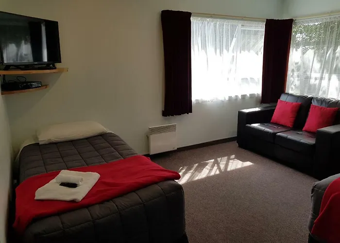 Courtesy Court Motel Nelson