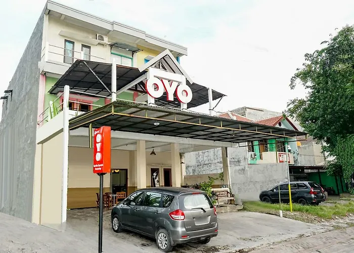 Kartika Syariah Homestay by Stayku Surabaya