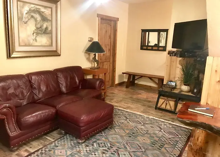 Cowboy'S Lodge Gardiner