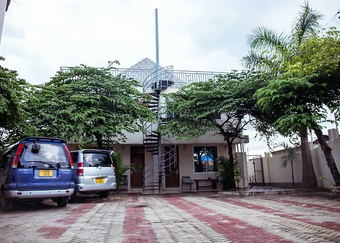 Triniti Airport Hotel Dar es Salaam