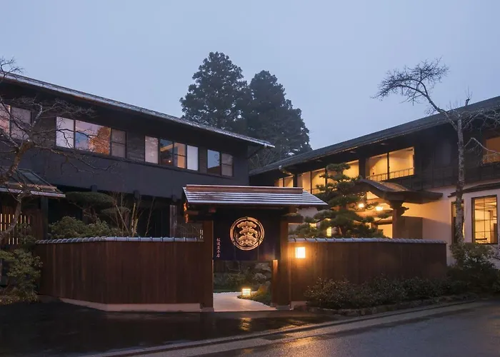 Matsuzakaya Honten Hakone