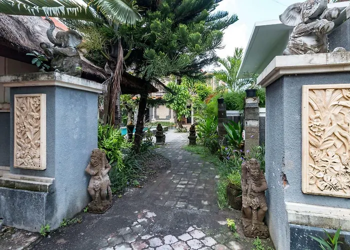 Eddys Cottages & Villa Legian 