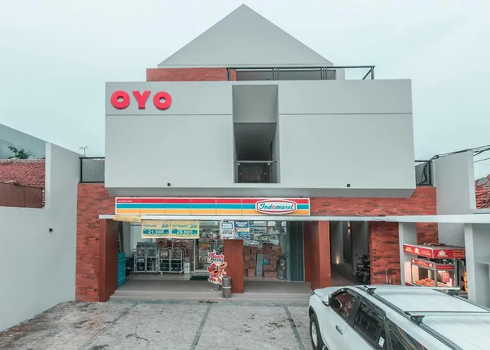 Oyo 780 Acg House Kalibata Syariah Hotel Jakarta