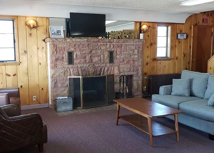 Caribou Lodge And Motel Soda Springs