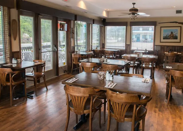 Trapper'S Choice Inn & Restaurant Parry Sound