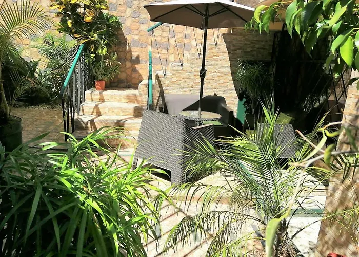 Casa Leon Guesthouse San José