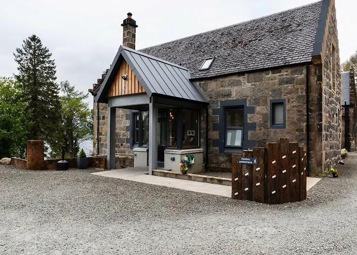 Ben Cruachan Inn - Restaurant, Pub With Rooms Dalmally