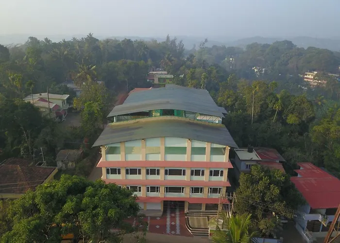 Hotel Wayanad Square Mananthavady