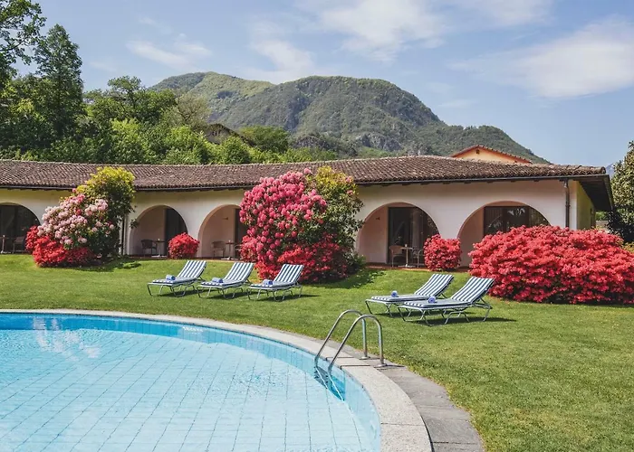 Hotel Garni Elena, Pool&Garden Losone