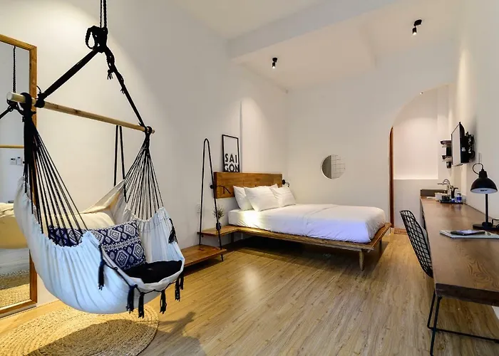 Leaf Signature Hotel - La Group Ho Chi Minh City