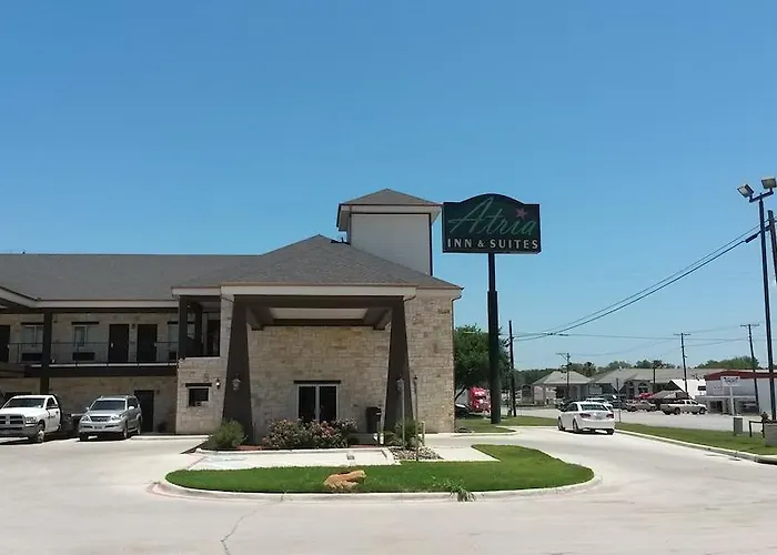 Atria Inn & Suites Three Rivers
