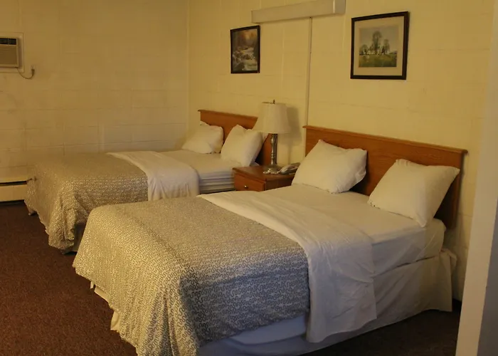 Silver Crest Lodge Grande Prairie
