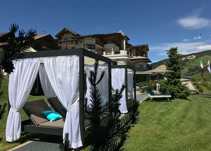 Dolasilla Mountain Panoramic Wellness Hotel Stern