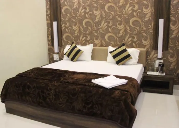 Hotel Yash Raj Sihora