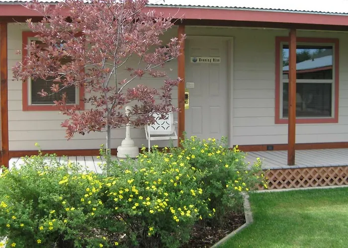 Pinedale Cozy Cabins