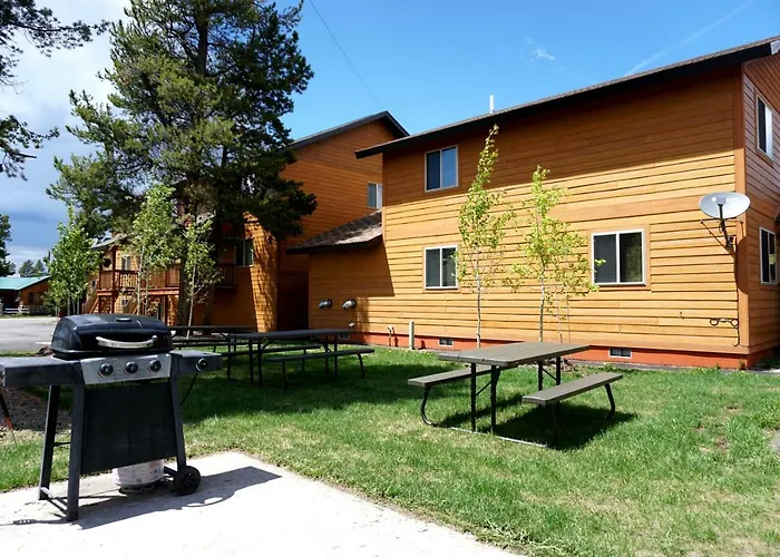 The Aspen Hotel West Yellowstone