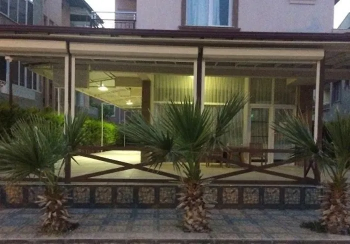 Adalında Otel İzmir