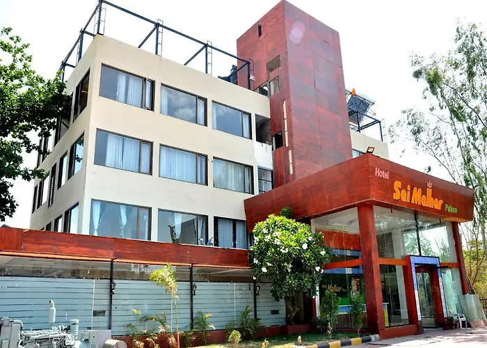 Hotel Malhar Palace Shirdi