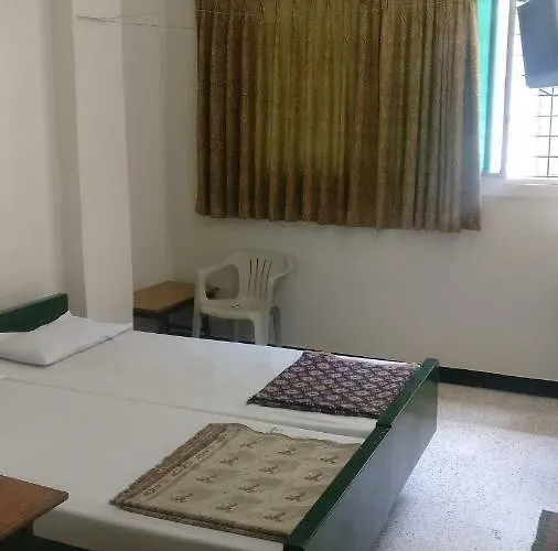 Solanki Guest House Kolhapur