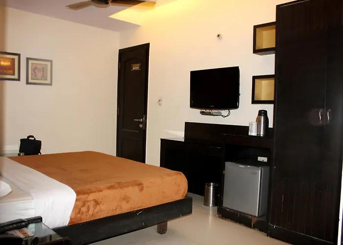 Aman Deluxe Hotel New Delhi