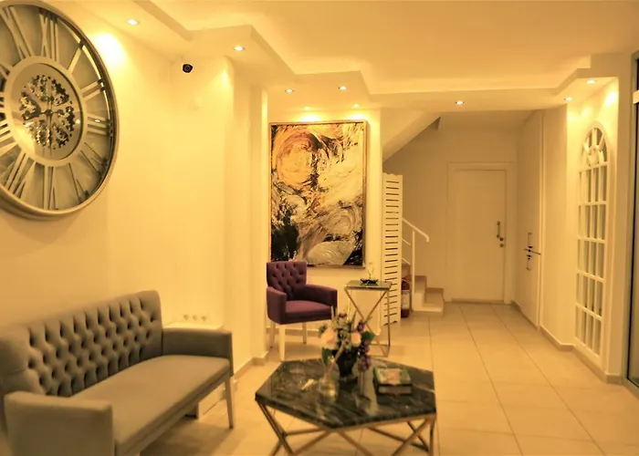 Yenier Apart Kaş