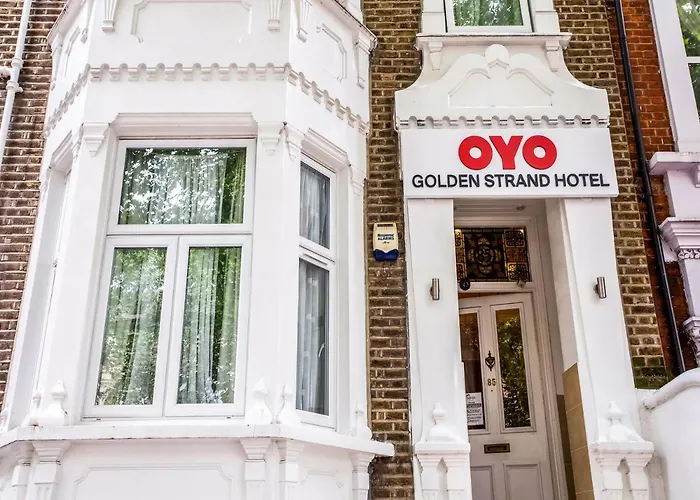 Oyo Lifestyle Golden Strand Londres