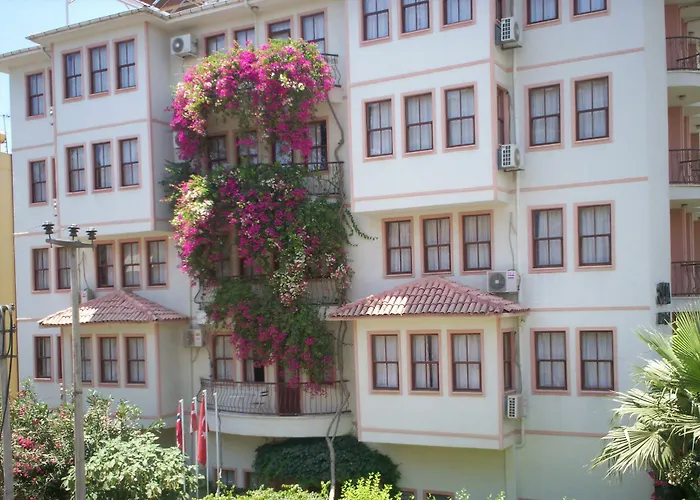 The S Aparts & Suites Hotel Alanya