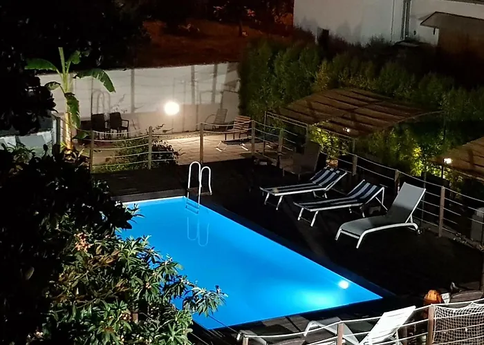 Il Giardino Di Flora Con Piscina & Jacuzzi Hotel Lecce