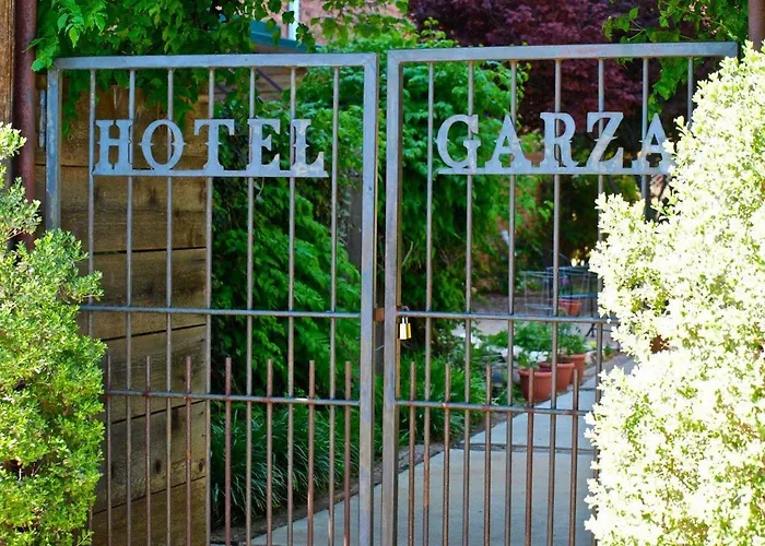 Hotel Garza Post