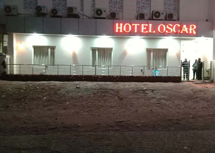 Oscar Banquet And Hotel Kalka