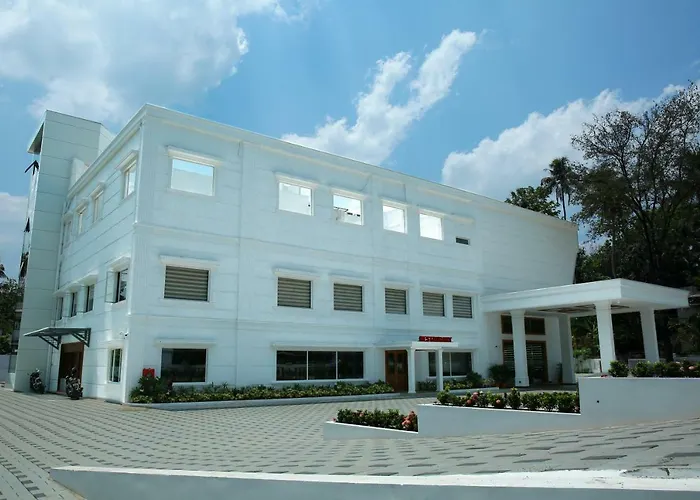 Hotel Kabani Palace Muvattupuzha