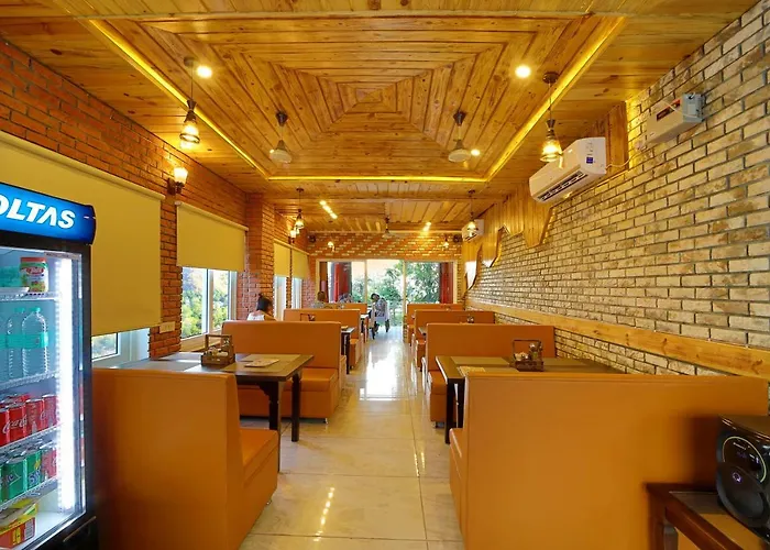 Hotel Aaravam Ganga Tapovan