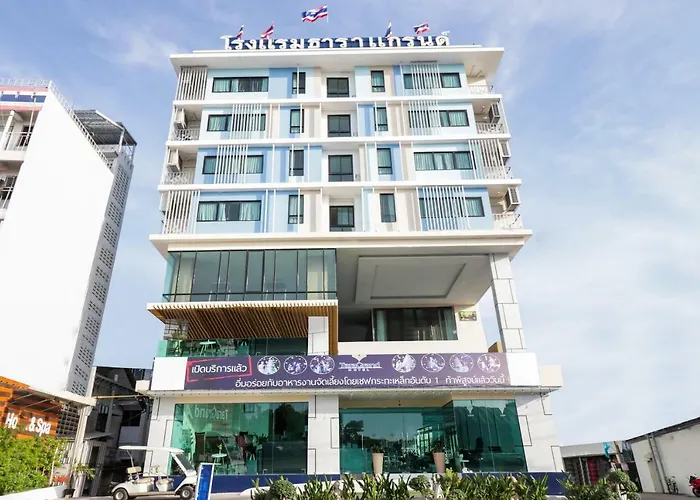 Oyo 234 Tara Grande Hotel & Spa กรุงเทพมหานคร