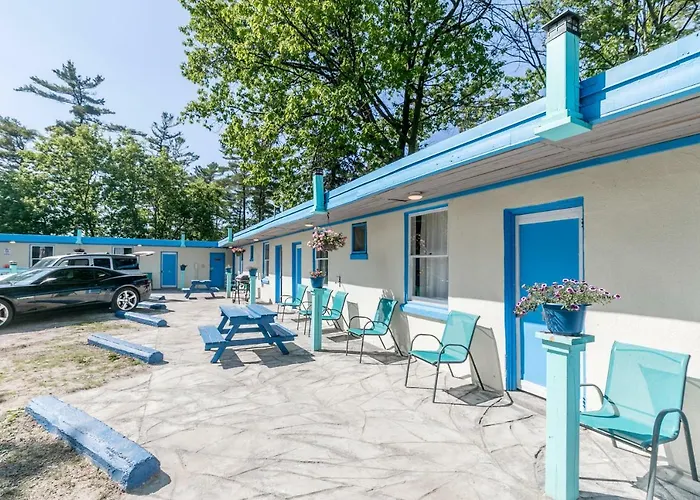 Beachfront At Beach1 Motel Wasaga Beach