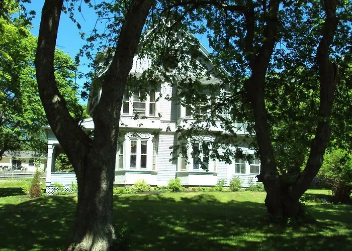 The Library Inn Souris