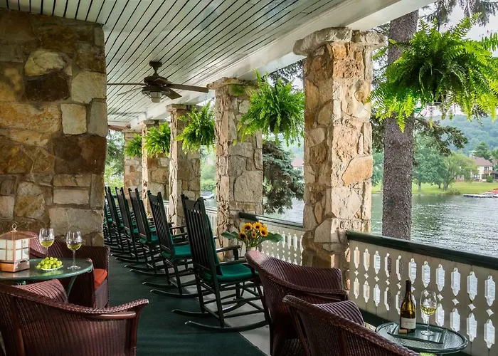 Lake Pointe Inn McHenry
