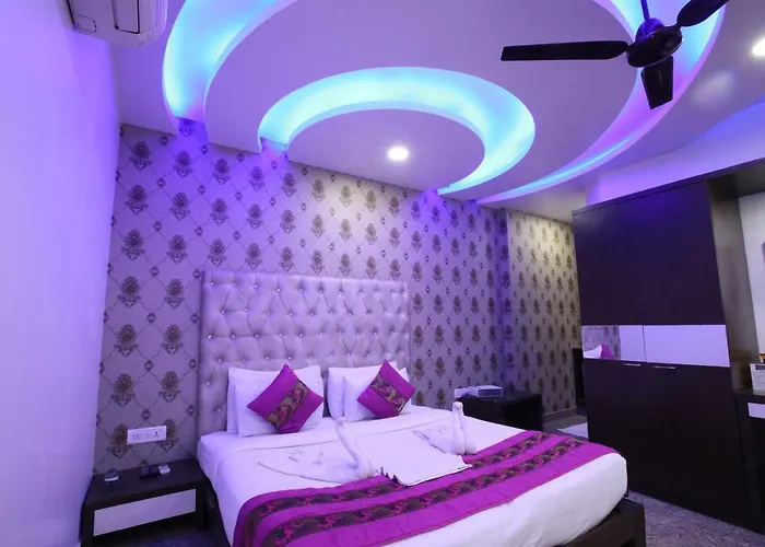 Hotel Surya International Delhi 