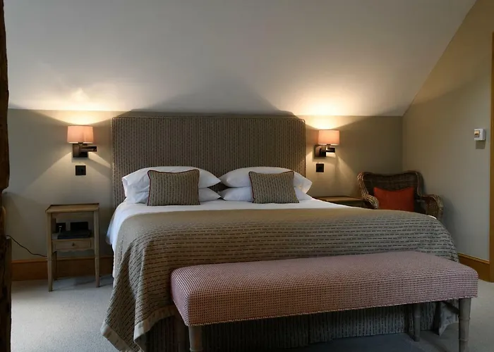 The Bell At Ramsbury Hotel Marlborough