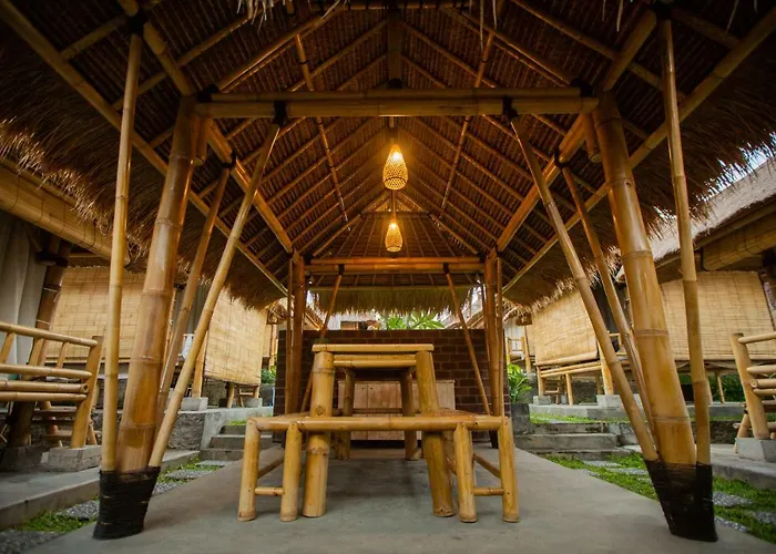 Salty Shakas Bamboo Stay Canggu
