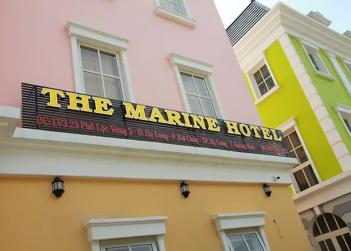 Khách sạn Hải Quân - The Marine Hotel Hạ Long