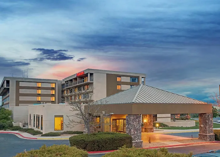 Ramada By Wyndham Englewood Hotel & Suites Centennial