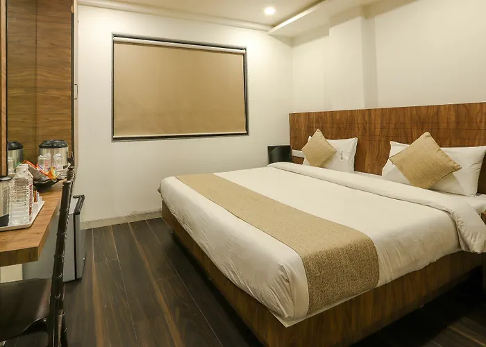 Hotel Limra Surat